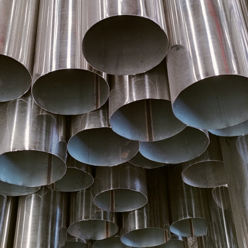 Tenká leštená leštená okrasná nehrdzavejúca oceľ 316 kruhová trubica